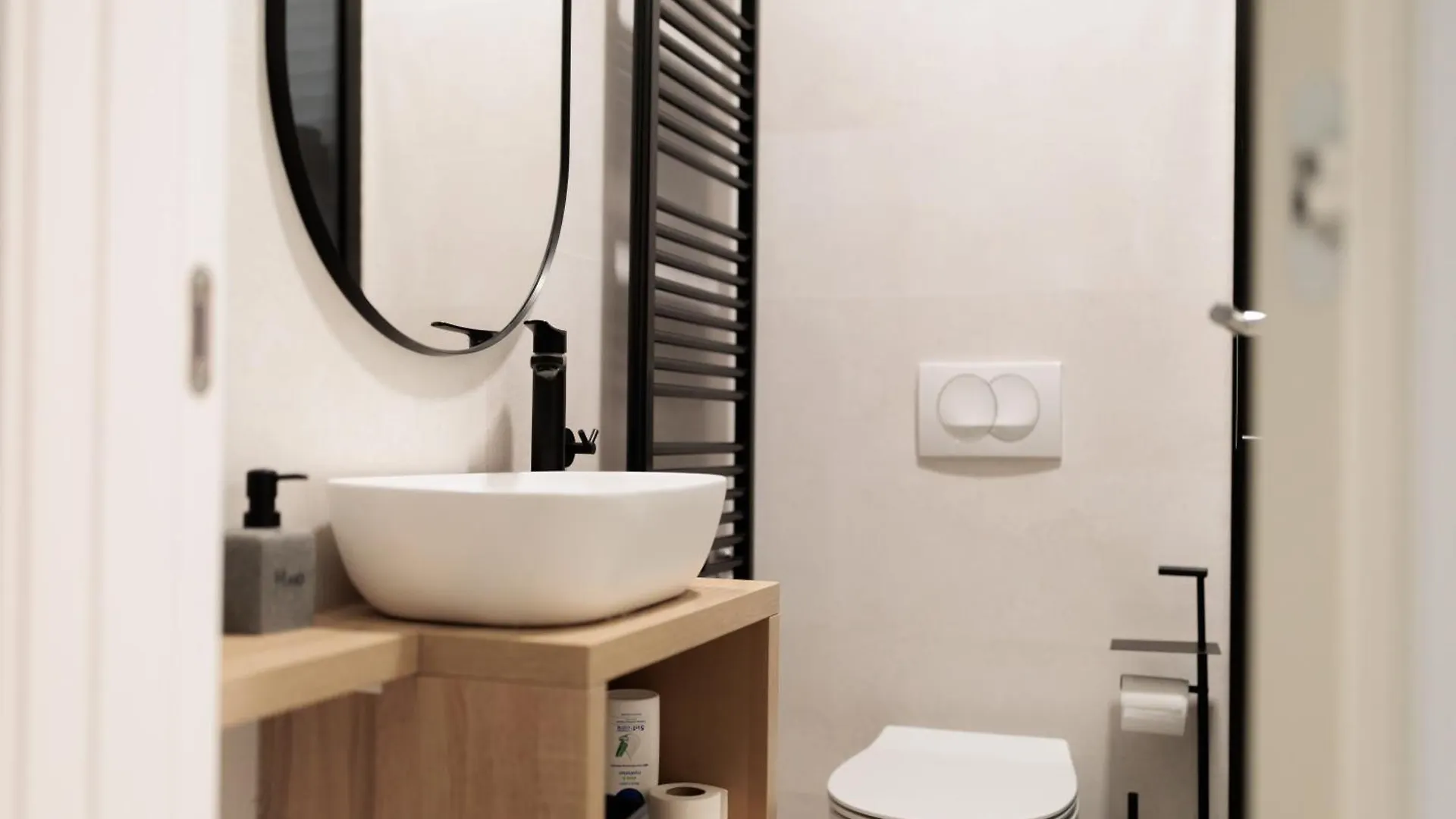 Zarina Apartment - Old Town Center زادار