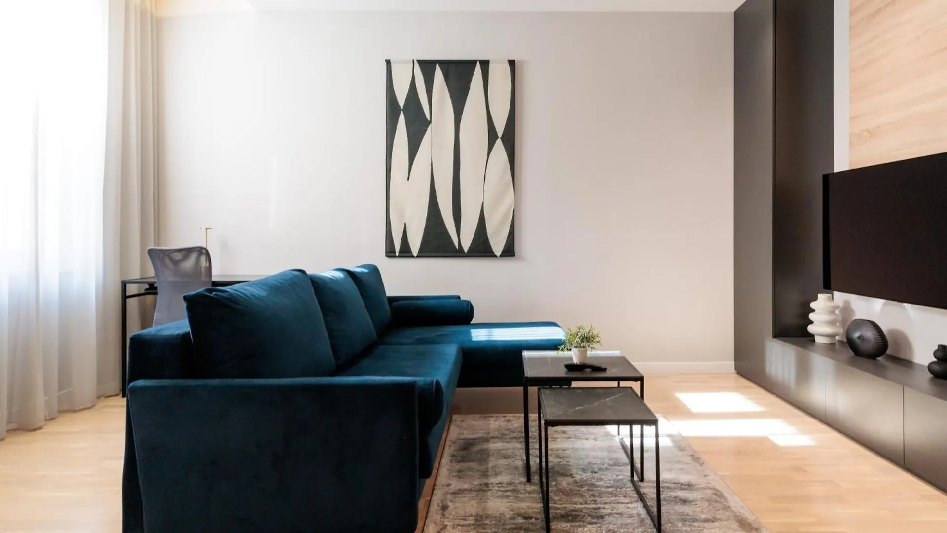 Zarina Apartment - Old Town Center زادار